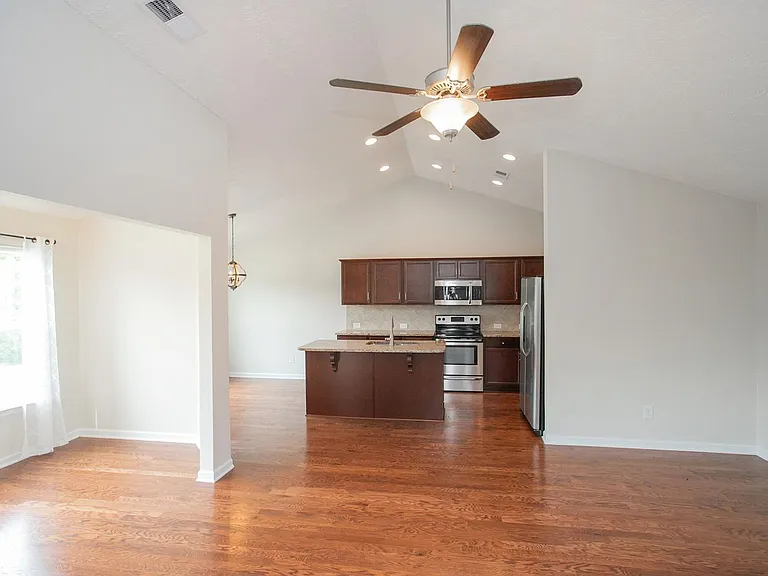 395 Devon Chase Hl #6402 — Photo 27
