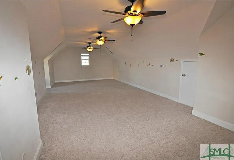 165 Butler Dr — Photo 16