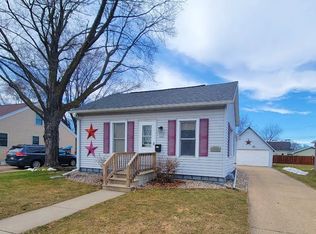 1714 W Summer St, Appleton, WI 54914