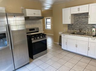 54 Williams Ave FLOOR 2, Lynn, MA 01902