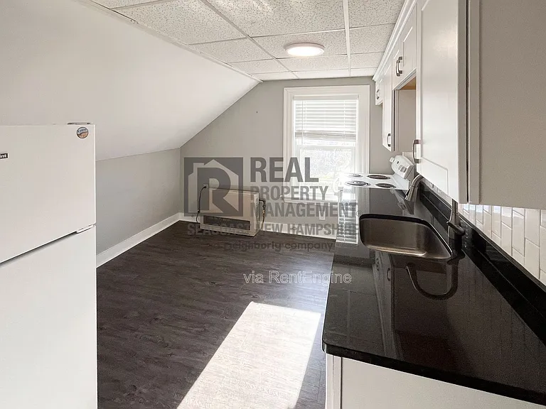 20 Pearl St #E — Photo 3