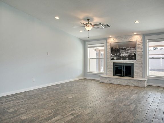 03_859_W_Comstock_Dr__03_mls