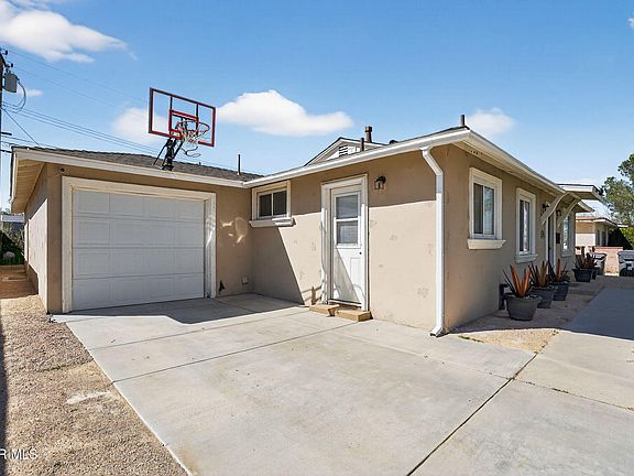 3rd image of 44423 Kingtree Ave