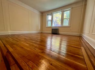 4320 41st St APT 1F, Sunnyside, NY 11104