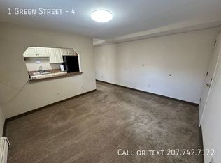 1 Green St APT 4, Dover, NH 03820