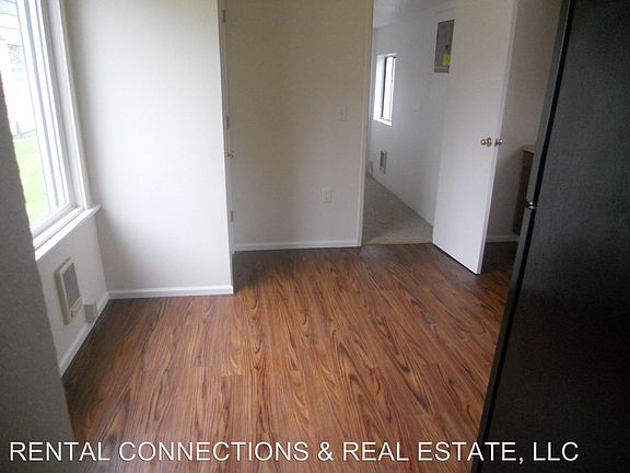 4th image of 406 1/2 W 1st St