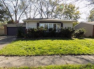 458 Springfield St, Park Forest, IL 60466