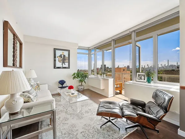 321 W 110th St APT 18C, New York, NY 10026