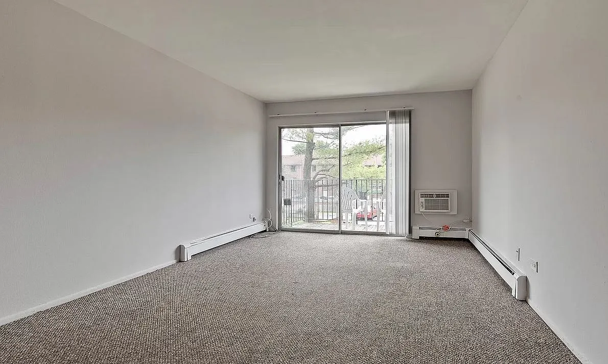 2 bed, 1.5 bath, 1000 sqft, $1,750 — Photo 3