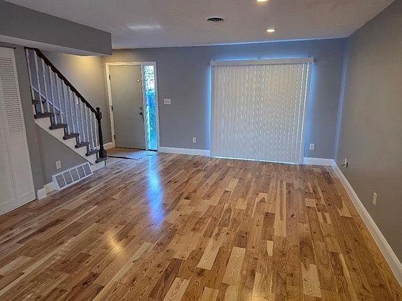 3rd image of 24 Harvard Rd #C