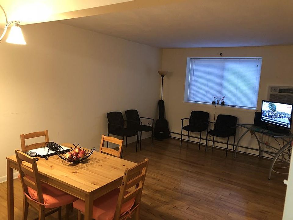 2nd image of 15 Willis St APT 7