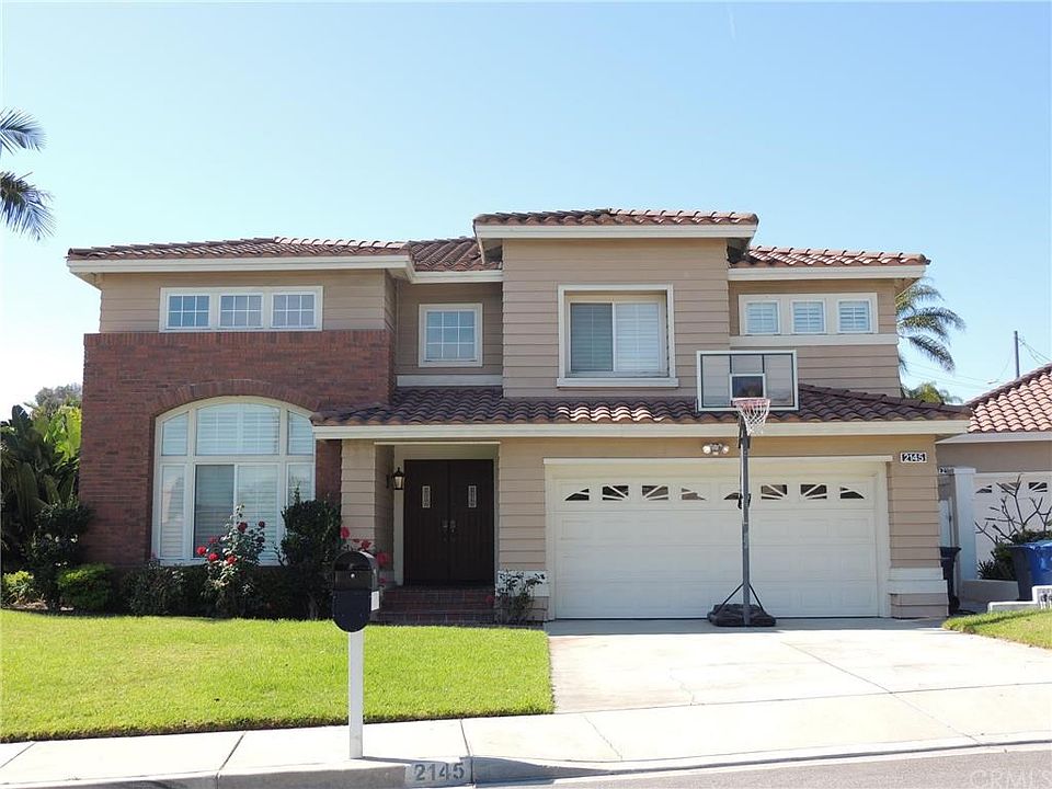 1st image of 2145 Crescent Dr
