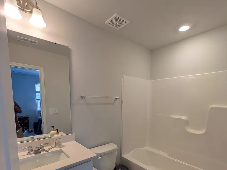 401 Deercroft Dr — Photo 16