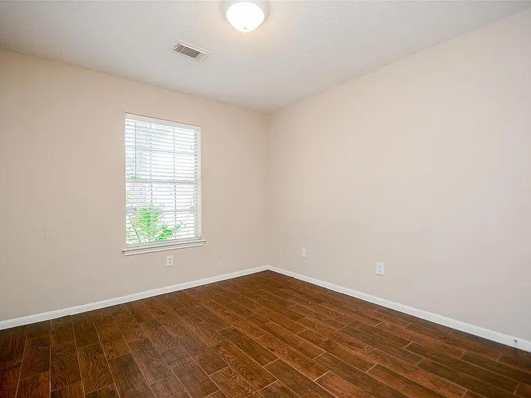19635 Westbridge Ln — Photo 13