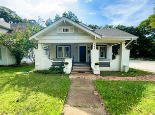 726 Elm St, Graham, TX 76450