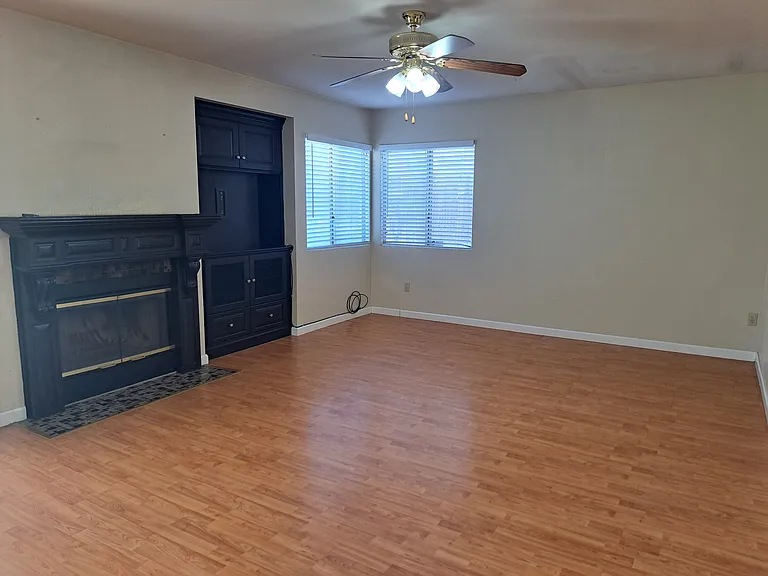 9507 Salinger St — Photo 11