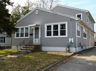 28 Hart St, Taunton, MA 02780