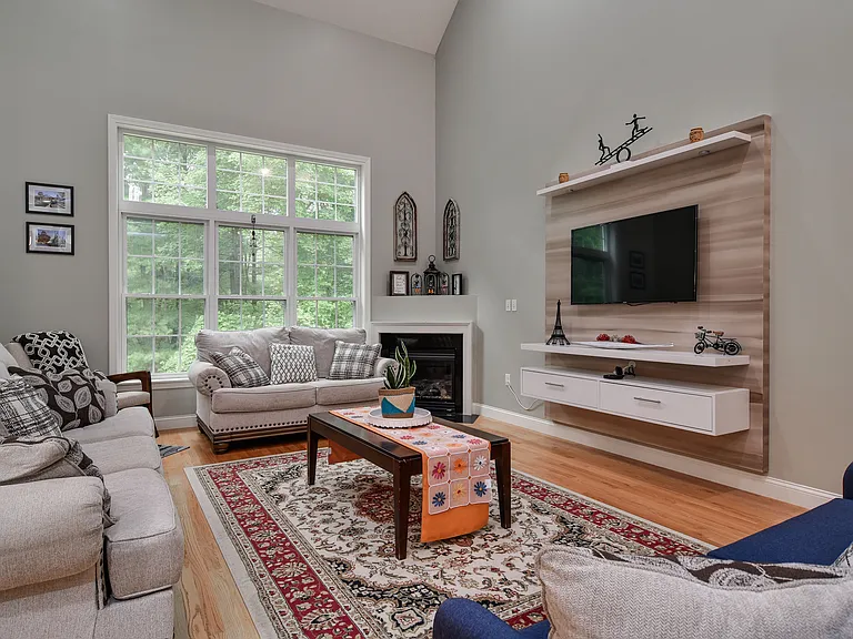 41 Garett Way #41 — Photo 3
