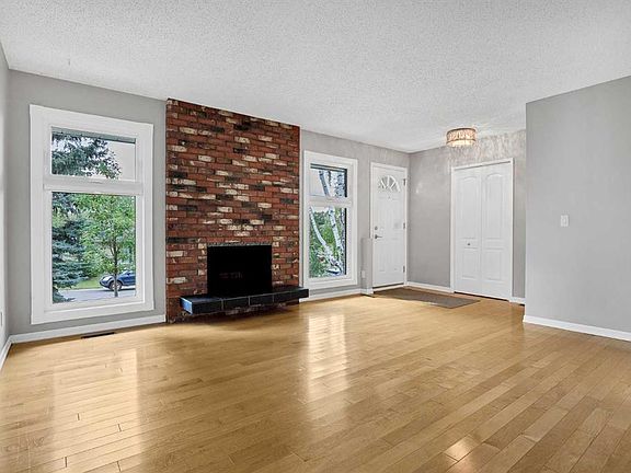 4th image of 1307 SE 56th Ave NW