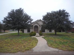 327 N La Paloma St, Rio Grande City, TX 78582