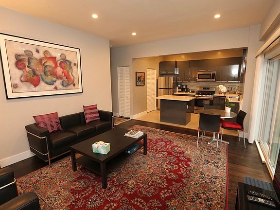 2nd image of 940 Jones St APT 7