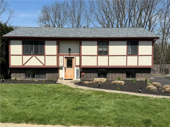3025 Wallace St, New Kensington, PA 15068