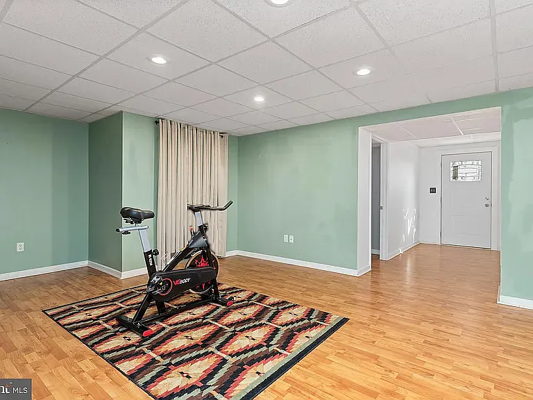 27 Lenox Ct — Photo 27