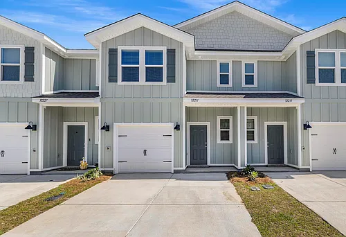 32231 Emancipation Cir Photo 1