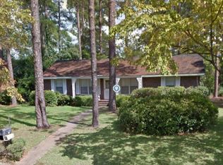2206 Lullwater Rd, Albany, GA 31707