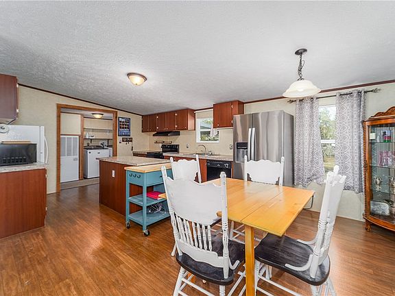 5th image of 6959 Oak Crossing Rd