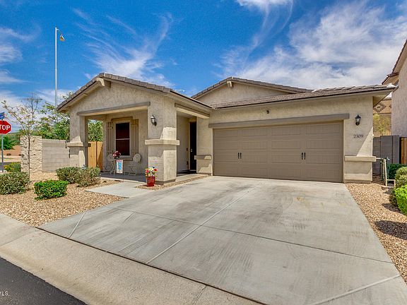 3rd image of 2309 S Lorena