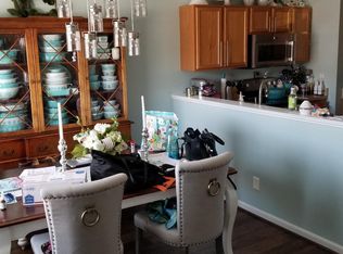 25 Sanford Dr, Bunker Hill, WV 25413