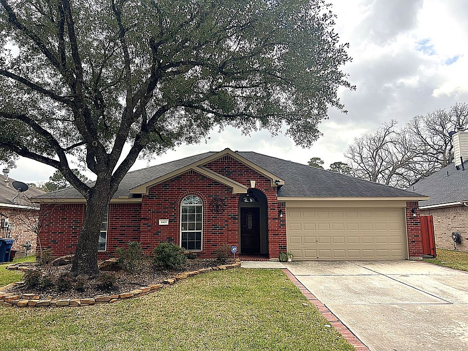 1st image of 8426 Hunters Village Dr