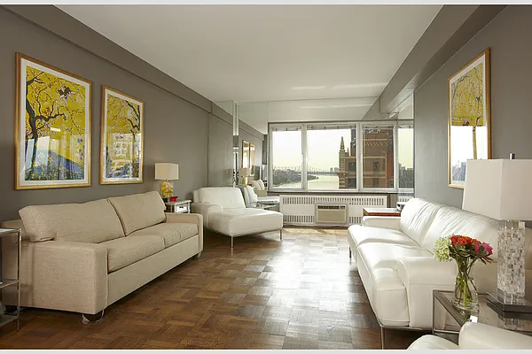 Sold by Stribling | media 11