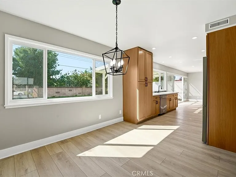 1613 Darcy Ave — Photo 10