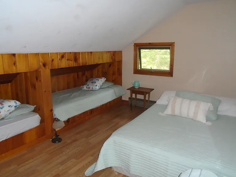 Cedar Dr — Photo 3