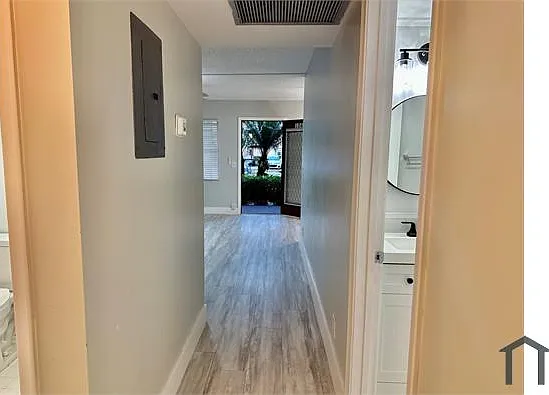 850 SW 133rd Ter — Photo 5
