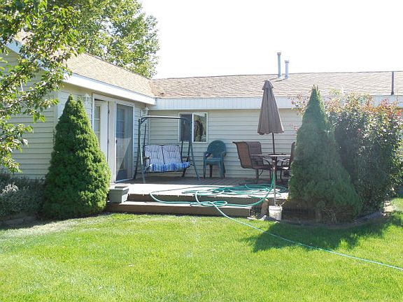 4th image of 202 N Leslie St