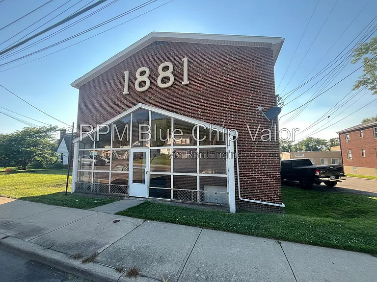 9481 Reading Rd #5 — Photo 11