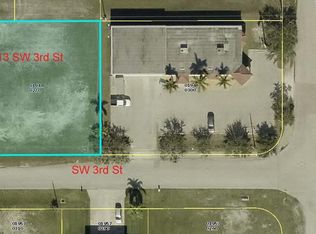313 SW 3rd St, Cape Coral, FL 33991