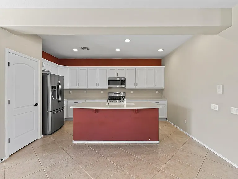 12911 W Rincon Dr — Photo 5