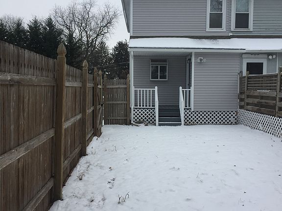 3rd image of 24 W Palmer St
