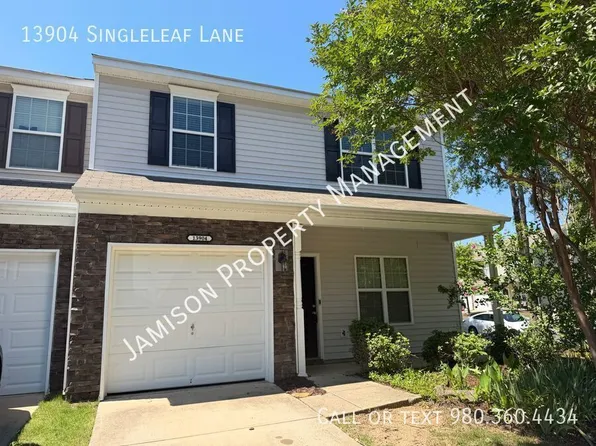 13904 Singleleaf Ln, Charlotte, NC 28278