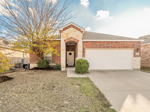 321 Mariscal Pl, Fort Worth, TX 76131
