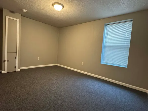 2057 N 5th St APT 2, Kansas City, KS 66101