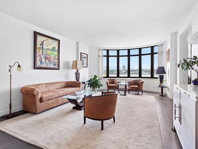 222 Riverside Dr #8A, New York, NY, 10025