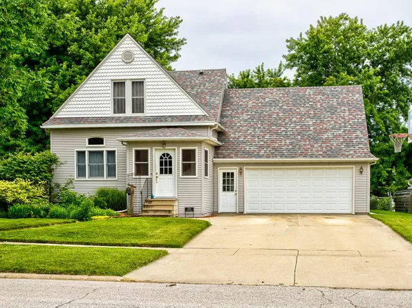 1120 3rd St, Nevada, IA 50201