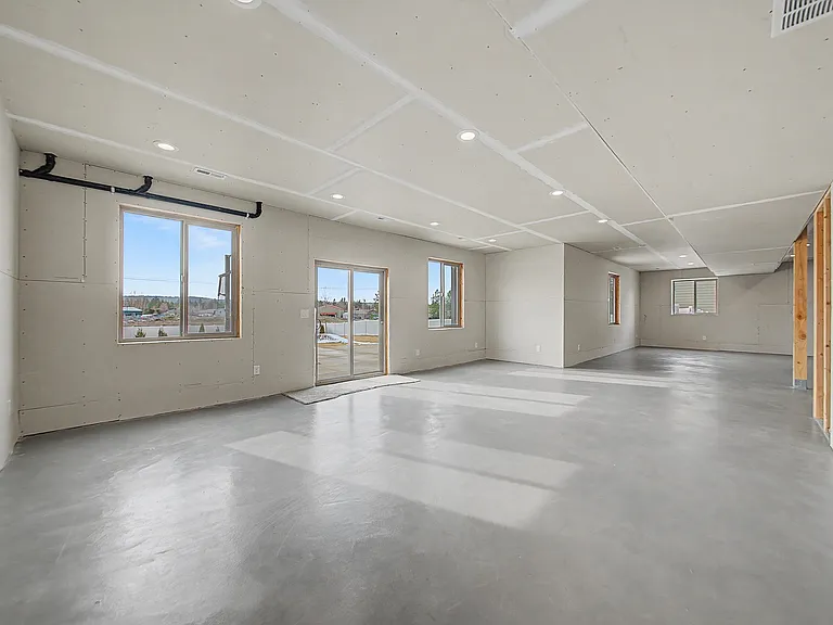 60829 Westview Dr — Photo 22