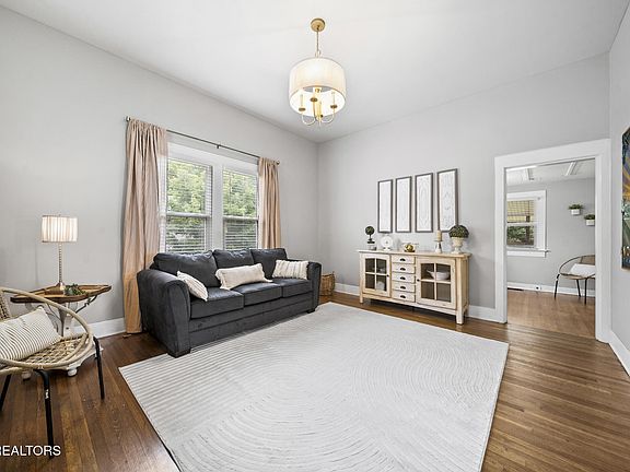 3rd image of 1922 Cecil Ave