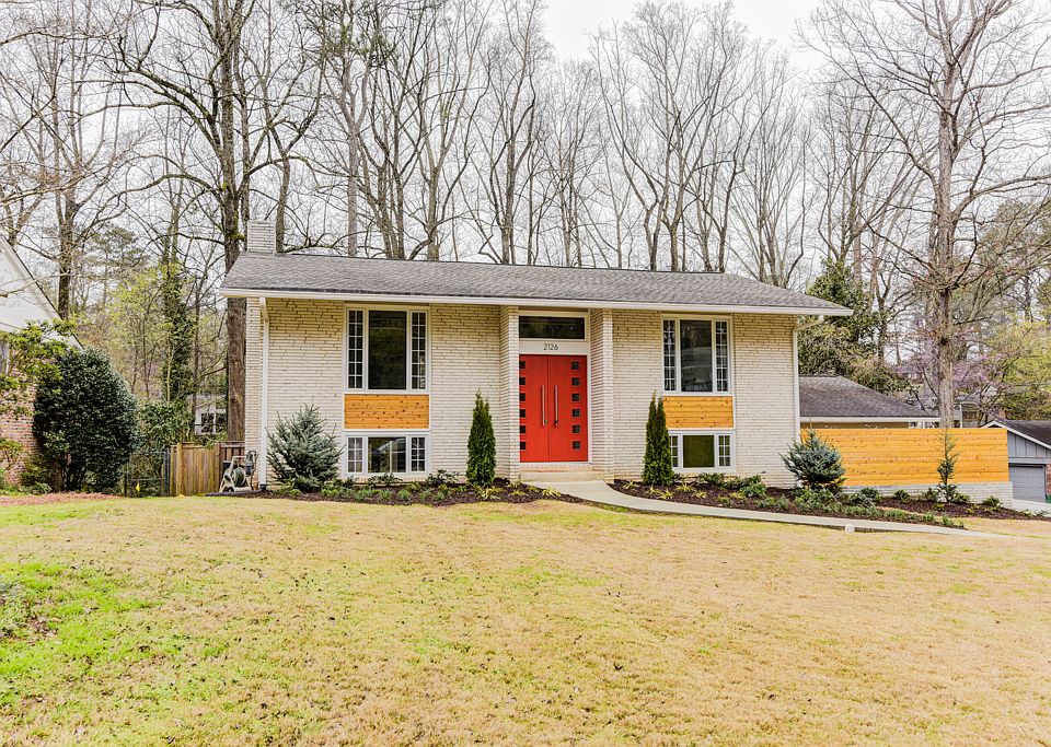 1st image of 2126 Heritage Dr